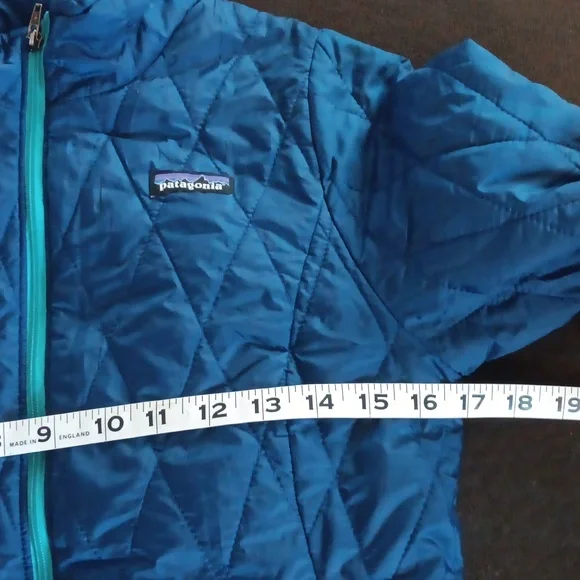 Patagonia Kids Blue Quilted Jacket Size L(12)